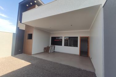 Casa &agrave; venda - 84m&sup2; - Zona I
