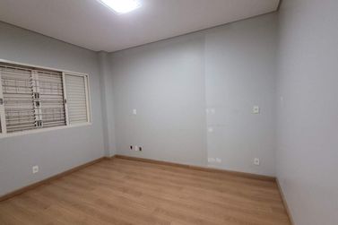 Casa &agrave; venda - 347m&sup2; - Zona VII