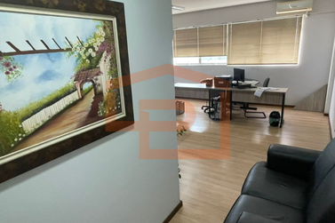 Sala Comercial &agrave; venda - 54m&sup2; - Zona I