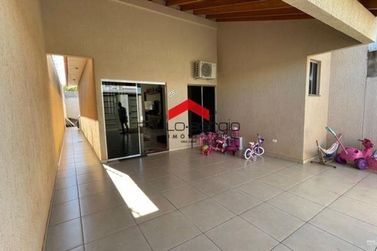 Casa &agrave; venda - 100m&sup2; - Jardim Pac&iacute;fico