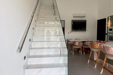 Casa &agrave; venda - 250m&sup2; - Residencial Royal Garden