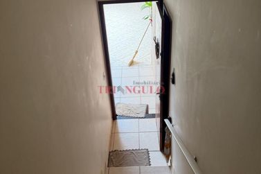 Sobrado &agrave; venda - 250m&sup2; - ZONA I