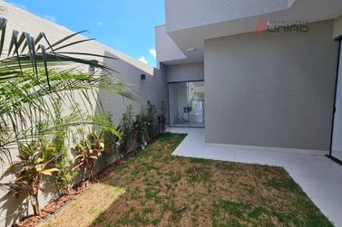 Casa &agrave; venda - 110m&sup2; - Jardim Cima