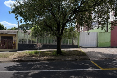 Casa &agrave; venda - 449m&sup2; - Zona II