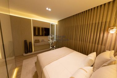 Apartamento &agrave; venda - 288m&sup2; - Av. Rotary