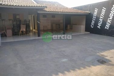 Casa &agrave; venda - 315m&sup2; - Zona I-A