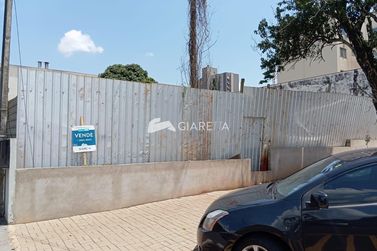 Terreno &agrave; venda - 1000m&sup2; - CENTRO