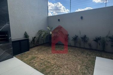 Casa &agrave; venda - 110m&sup2; - Jardim Cima