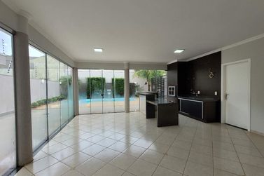 Apartamento &agrave; venda - 315m&sup2; - Zona VII