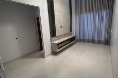 Casa para alugar - 100m&sup2; - Jardim Estancia