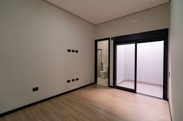 Casa &agrave; venda - 152m&sup2; - Paysage Essenza Condom&iacute;nio