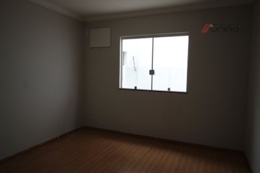 Casa &agrave; venda - 180m&sup2; - Zona V