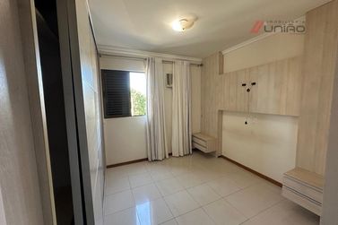 Apartamento &agrave; venda - 103m&sup2; - Zona I