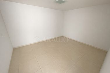 Casa para alugar - 300m&sup2; - Parque Cidade Jardim