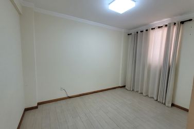 Apartamento &agrave; venda - 96m&sup2; - Zona IA