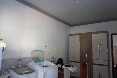 Casa &agrave; venda - 202m&sup2; - Zona Armazem