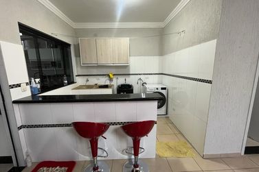 Casa &agrave; venda - 224m&sup2; - Jardim Birig&uuml;i