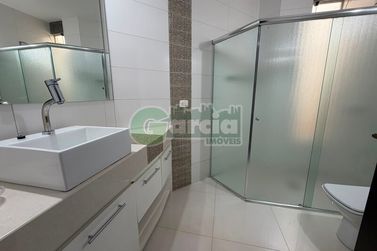 Casa para alugar - 525m&sup2; - Zona I