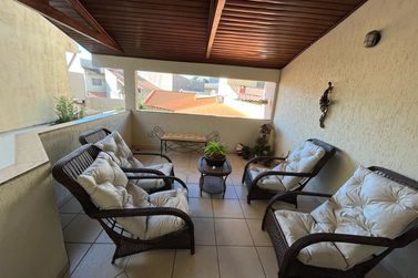 Sobrado &agrave; venda - 262m&sup2; - Zona Armaz&eacute;m
