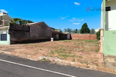 Terreno &agrave; venda - 490m&sup2; - Zona II