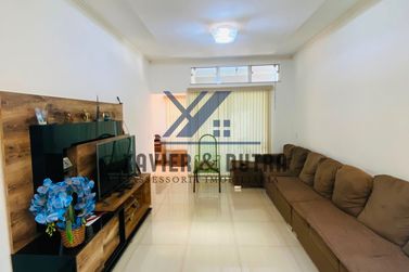 Casa &agrave; venda - 191m&sup2; - Pra&ccedil;a 7 de Setembro, Zona 05
