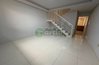 Sobrado para alugar - Zona III