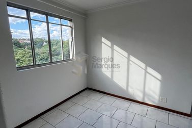 Apartamento &agrave; venda - 63m&sup2; - Zona III