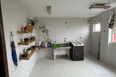 Apartamento &agrave; venda - 182m&sup2; - Centro