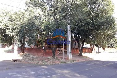 Terreno &agrave; venda - 519m&sup2; - Zona VI