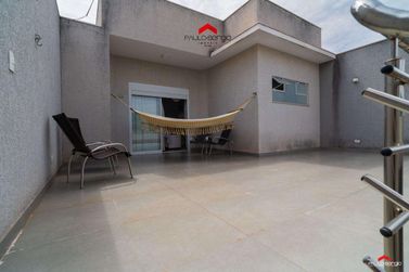 Sobrado &agrave; venda - 225m&sup2; - Jardim Petr&oacute;polis