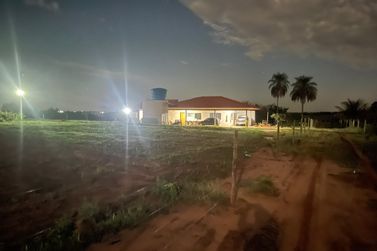 Ch&aacute;cara &agrave; venda - Rod. Henio Romagnoli