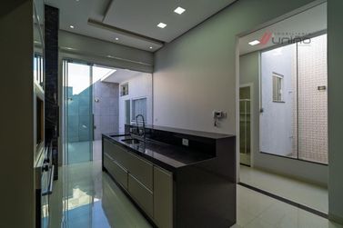 Casa &agrave; venda - 127m&sup2; - Jd Interlagos