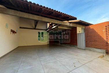 Casa para alugar - 525m&sup2; - Zona I