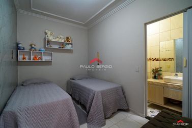 Casa &agrave; venda - 200m&sup2; - Jardim Monaco