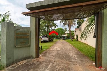 Ch&aacute;cara &agrave; venda - 445m&sup2; - Jardim America