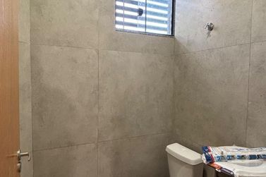 Sal&atilde;o Comercial para alugar - 1000m&sup2; - Parque Industrial II