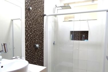 Casa &agrave; venda - 237m&sup2; - Jardim Oliveira