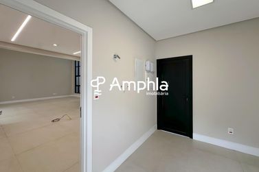 Casa &agrave; venda - 230m&sup2; - Recanto Tropical