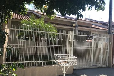 Casa &agrave; venda - 84m&sup2; - Parque Bandeirantes