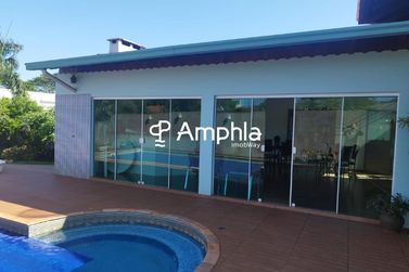 Casa &agrave; venda - 180m&sup2; - Centro
