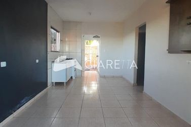 Casa &agrave; venda - 65m&sup2; - SEDE ALVORADA