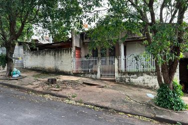 Terreno &agrave; venda - 289m&sup2; - Zona V