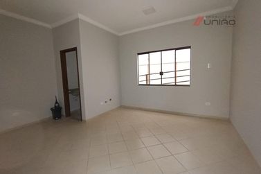 Sal&atilde;o Comercial para alugar - 600m&sup2; - Zona I