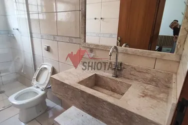 Casa &agrave; venda - Zona I-A