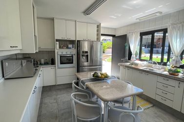 Casa &agrave; venda - 307m&sup2; - Zona I-a