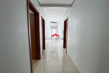 Sobrado &agrave; venda - 260m&sup2; - Parque do Lago