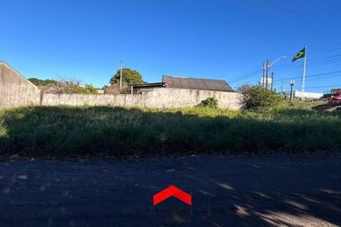 Terreno &agrave; venda - 334m&sup2; - Jardim Cruzeiro