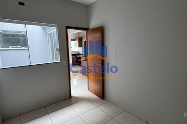 Casa &agrave; venda - 67m&sup2; - JARDIM ARAX&Aacute;