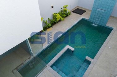 Casa &agrave; venda - 375m&sup2; - Zona VII