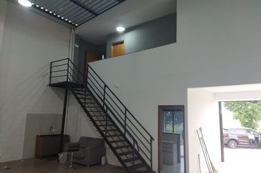 Sal&atilde;o Comercial para alugar - 179m&sup2; - Parque Residencial Metropolitano